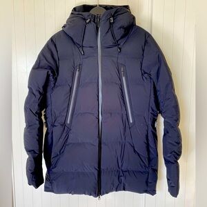 Descente Allterrain Mizusawa anchor jacket